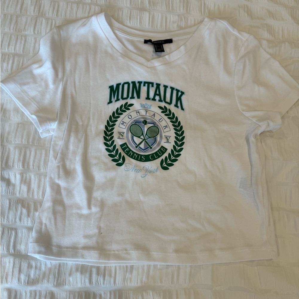 Forever 21 Graphic Tee - size M